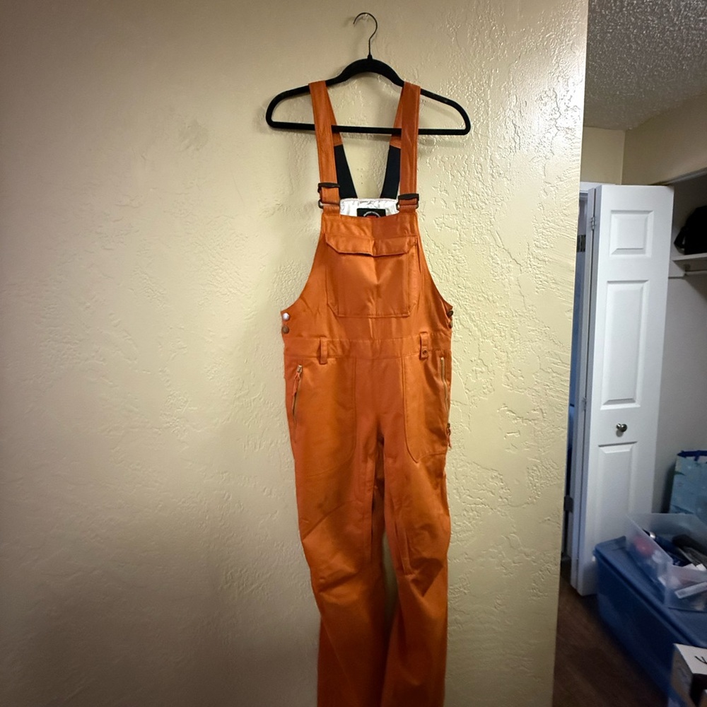 686 Orange Bibs/Overalls for Skiing/Snowboarding